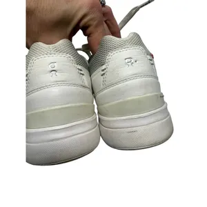 ON The Roger Advantage Women’s 9.5 White thumbnail 4