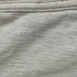 Aerie LYLAS Cropped Short Sleeve Tee Shirt Women's Small thumbnail 2