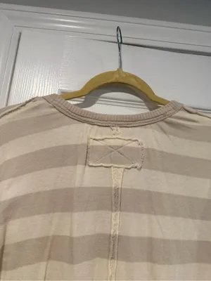 NWOT Free People We The Free Size M Tan Cream Striped Thermal Knit V Neck Top thumbnail 7