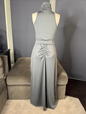 Women’s Sleeveless Grey Turtleneck Top and Matching Skirt Set Size S NEW thumbnail 2