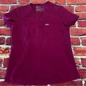 Figs scrub top size xs thumbnail 3