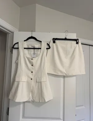 New Showpo Phyllis Two Piece Set Tailored Scoop Neck Vest & Mini Skirt MSRP $139 thumbnail 6