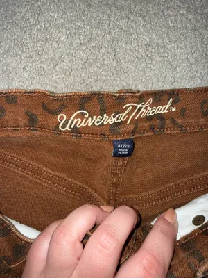 Brown Leopard Print High Rise Jeans – Statement Denim – Size 4 thumbnail 2