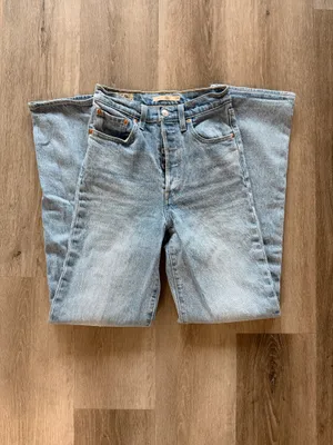 Levi’s Ribcage Straight Jeans thumbnail 3