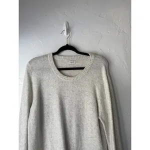 J Crew Sweater Heathered Light Gray Knit Pullover Top Minimalist Clean‎ Girl thumbnail 2