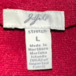 NWT J JILL Preppy‎ Scarlet Lace Overlay Button-Up Stretch Cardigan - large thumbnail 3