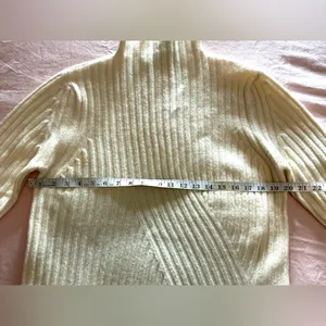 Stylish mock neck sweater 💝 thumbnail 7