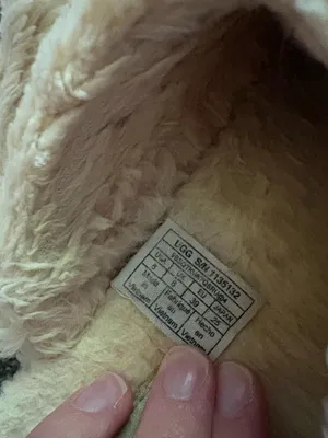 Ugg slippers  thumbnail 4