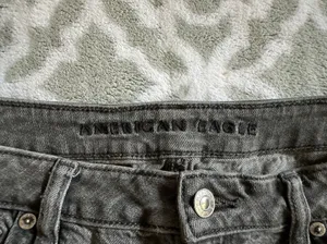 American Eagle Outfitters Mom Jeans thumbnail 5