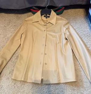 Women’s Tan Leather Button thumbnail 1