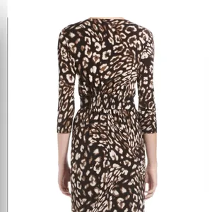 BCBGMAXAZRIA Zaria Wrap Dress Leopard Print Tie Waist 3/4 Sleeve Size S thumbnail 3