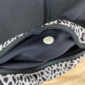 Lululemon Black Animal Print Mid Rise Capri Legging Pants 12 thumbnail 7