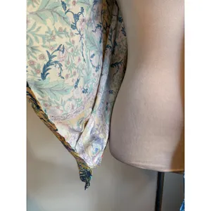 Do Everything In Love Floral Paisley tie top kimono‎ Yellow Blue One Size boho whimsi flowy crop shirt thumbnail 4