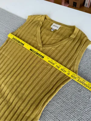 INDUSTRY Chartreuse Yellow Gold Ribbed V-Neck Knit Skirt Set Size Small thumbnail 5