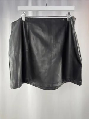 NWT Abercrombie & Fitch Vegan Leather Mini Skirt in Black Size XL thumbnail 6