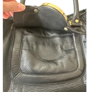 Tory Burch Amanda Slouchy Hobo Black Pebbled Leather‎ Gold Logo thumbnail 5