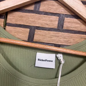 Richer Poorer Green‎ Ribbed Midi Dress Size Large thumbnail 7