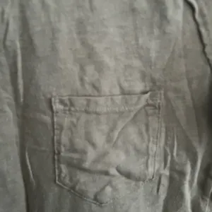 We the free womens gray T-shirt size (105) thumbnail 4