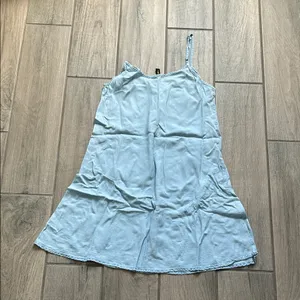Light Blue Sleeveless Dress thumbnail 3