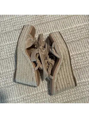 Journee Collection Surria Platform Wedge Sandals thumbnail 12