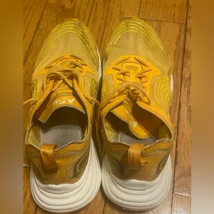Women's Yellow APL Streamline V Running Shoes‎ Size 7.5 Athletic Propulsion Labs thumbnail 3