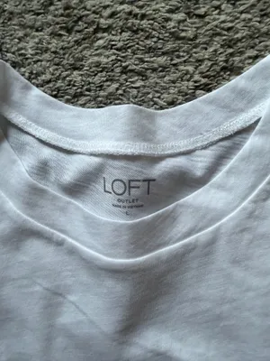 Women’s Loft Top Graphic Tee Size Large New thumbnail 3
