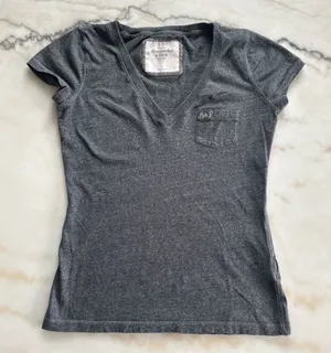 Abercrombie & Fitch Women's Small Gray V-Neck T-Shirt Short Sleeve Pocket Y2K thumbnail 1