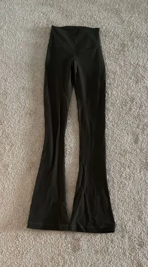 Lululemon Leggings thumbnail 1