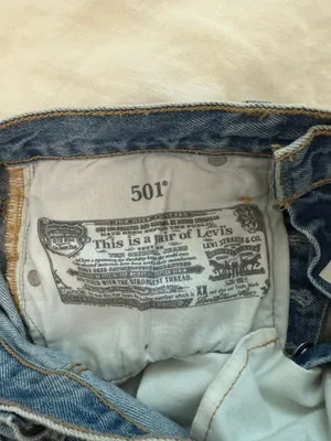 Levi 501 Jean Shorts Size 24 thumbnail 3