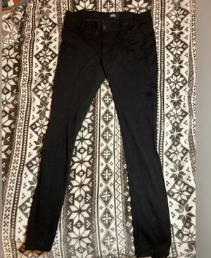 Paige black jeggings thumbnail 1