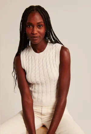 Abercrombie & Fitch White Cable Knit Sleeveless Sweater Vest size Medium thumbnail 1