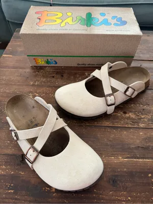 Birkenstock Birki's Dorian BF in Champagne Cream thumbnail 2