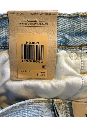 Levi’s NWT Wedgie Straight Jeans Women’s 25x28 Light Wash High Rise Denim thumbnail 7