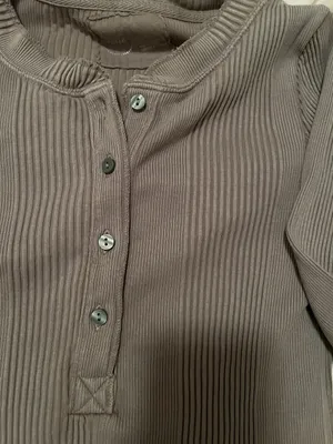 American Eagle Outfitters Long Sleeve thumbnail 2