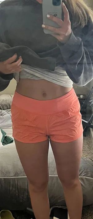 Lululemon Shorts thumbnail 2