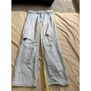 PacSun Women's Distressed Baggy Light Wash Jeans Size 29 X 30 thumbnail 3