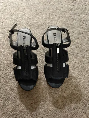White Mountain Black wedges thumbnail 1