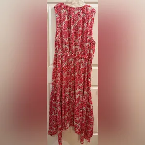 Elegant Floral Maxi Dress in Pink and White thumbnail 6
