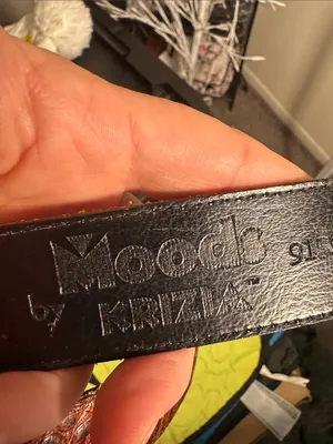 A10. Womens Vintage Krizia Brown Croc-Embossed Leather Belt with Silver Buckle thumbnail 5