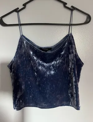 Forever 21 Top Crop thumbnail 1