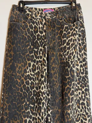 Edikted Leopard Printed Low Rise Baggy Jeans Women's XS Festival Fun Bold Trendy thumbnail 8