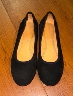 Classic women’s flat Black Size 8 thumbnail 1