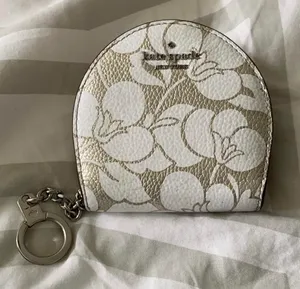 Kate Spade Wristlet thumbnail 1