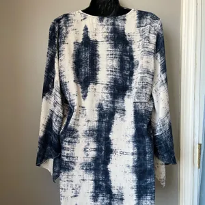 Karen Kane Blue and White Wrap Tunic thumbnail 2