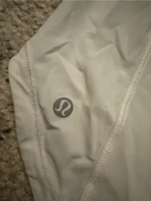Lululemon Sculpt Tank Top white fits like 6-8 medium thumbnail 3
