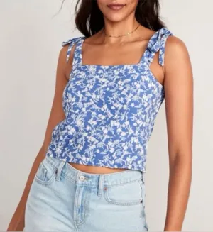 Old Navy Top thumbnail 1