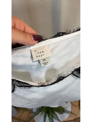 NWT A New Day Cami Top Women’s white Trim Embraided Design thumbnail 2
