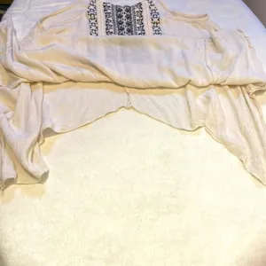Abercrombie & Fitch- Boho Cream Flowy Embroidered Halter Criss-Cross Top- Size S thumbnail 8