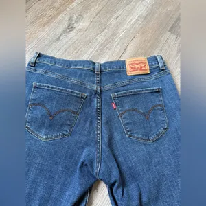 Levi's Classic Denim Bermuda Blue Denim Shorts Mom Shorts Dark Blue Size 31 33 thumbnail 7
