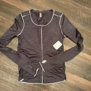 Free People Movement Long Sleeve Top Black Contrast Stitch Thumbhole Size S thumbnail 1